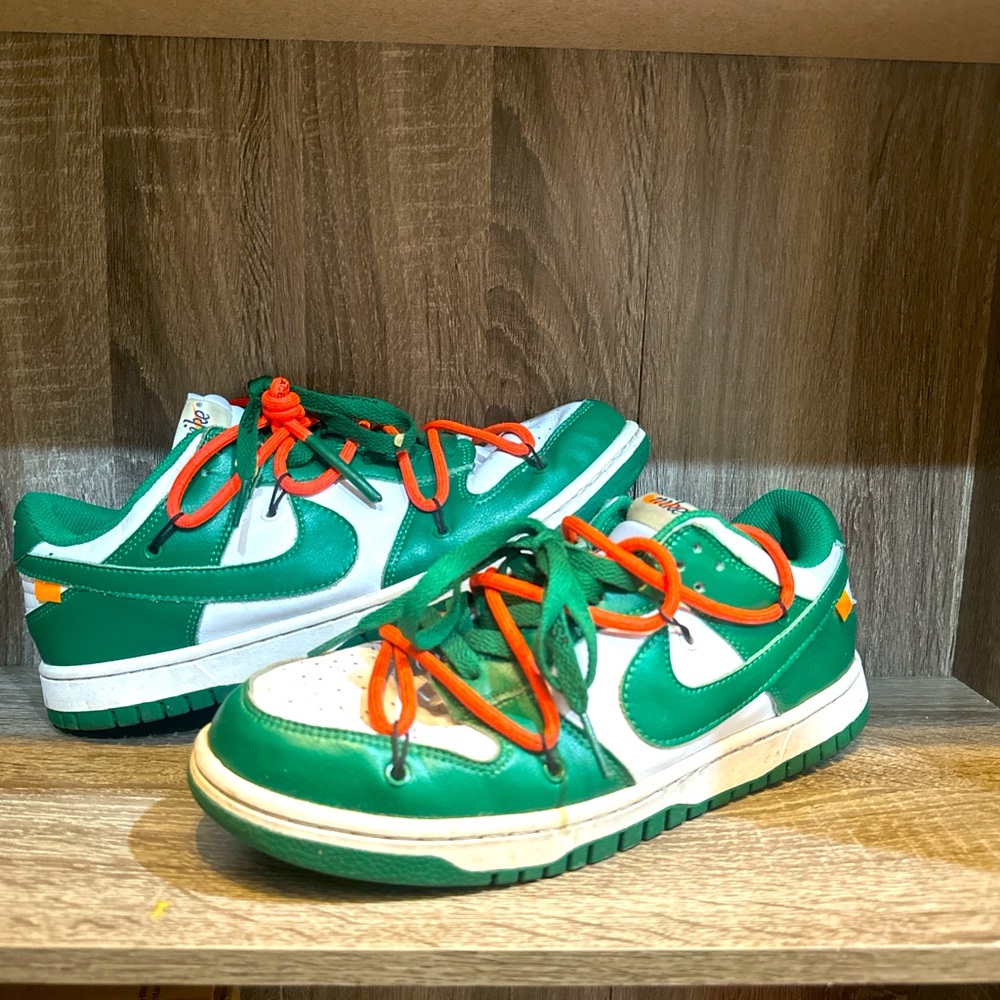 2019
Off-White x Dunk Low 'Pine Green'